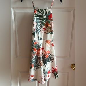 Women open back XL floral dress